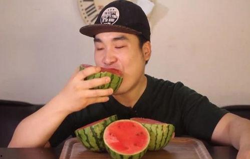 网红们会吃瓜吗,吃瓜群众中的“吃瓜网红”